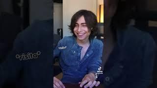 Aidan gallagher live de patreon