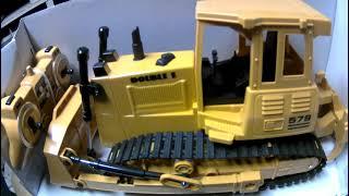 DOUBLE E 579 BULLDOZER 1/20 SCALE UNBOXING