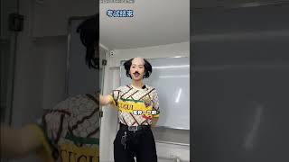 哪个老师最喜欢占用你们的体育课？#当你高中来个8岁跳级生 #一人分饰多角