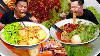 MUKBANG MIE SEDAP SPICY LAKSA AMA CHILI OIL SEABREK !!