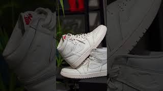 Nike Air Jordan 1 High Top Sneakers in White - Unboxing