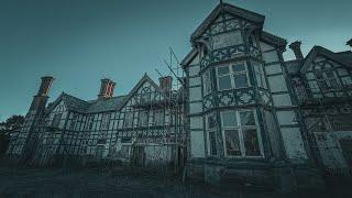 Exploring A 16th Century Abandoned Manor House