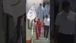 Olympic flag arrives in Los Angeles | NBC4 Washington