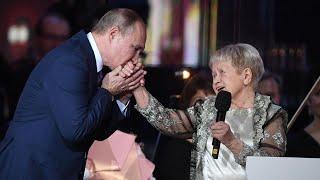 Владимир Путин поздравил Александру Пахмутову с 95-летием