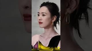 童瑶，五官精致，笑容甜美，有着小章子怡之称 #星聞八爪娛