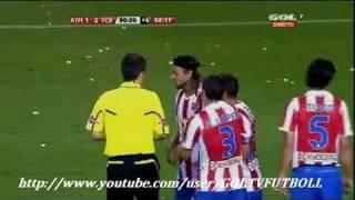 Atletico Madrid - Barcelona 1-2 Ujfalusi vs Lionel Messi  19/09/2010