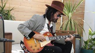 Mike Campbell | Desert Island Guitars & The Dirty Knobs