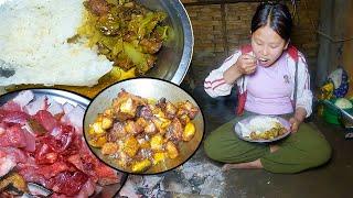 Pork Curry & rice at dinner II Anita Cooking & having Pork dinner@Manjitamrnati