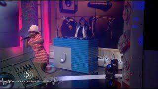 Zandimaz and Zee Nxumalo perform ‘Maphupho’ — Massive Music | S5 Ep 16 | Channel O