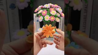 handmade diy pipe cleaner flowers #diy #diyflowers #handmade #pipecleaners #flowercraft