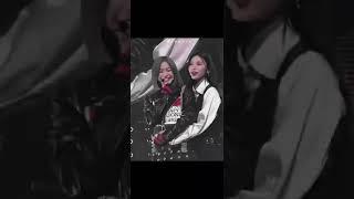 Backhug was made for #yeji and #ryujin only #RYEJI