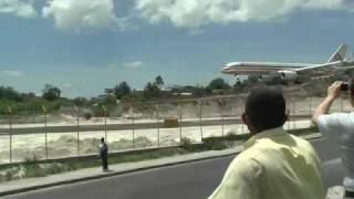 landing at Tegucigalpa, Honduras Toncontin airport May, 2009