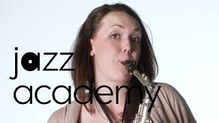 Part 1: Erica von Kleist Demonstrates Harmonics and Subtones