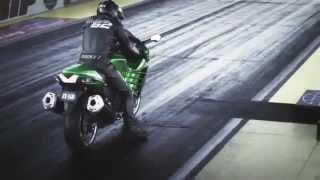 Kawasaki ZZR 1400 2012 vs Suzuki Hayabusa 1300 2011.mp4
