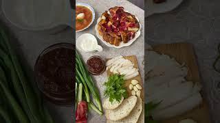 Вот так нас встретили в гостях в деревне самый вкусный ресторан. 