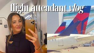 Flight Attendant vlog! reserve life, working as flight leader & summer delays