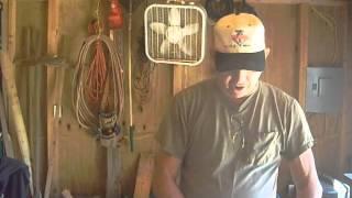 Handy Shop Tip #001 How to hold round pieces for drilling