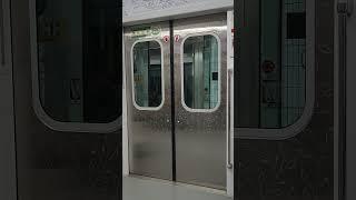 서울교통공사5호선 3차분 우진산전 방화행열차 목동역 출입문 닫힘 #서울교통공사 #5호선 #목동역