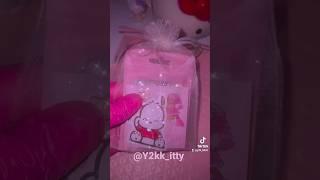 let's package an order   #hellokitty #sanrio #smallbusiness #shortspage #y2k #cute #shorts