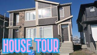 HOUSE TOUR! (CALGARY, CANADA)