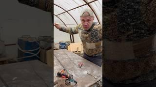 Как выпрямляю проволоку для поделок #diy #дача #сварка #декор