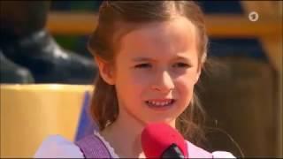 Miriam (6) singt "Ein bisschen Frieden" bei "Immer wieder sonntags"