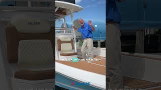 Maintain 3 Points of Contact On The Boat | BoatUS