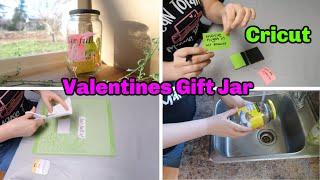 Cricut Valentines Day date night jar - Cricut gift idea Valentines Day 2024