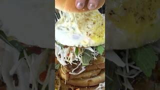  Crazy burger _ Before and after eating a crazy burger is different