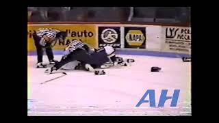 QMJHL Nov. 21, 1994 Francois Pilon,LAV v Eric Cloutier,HUL Laval Titan College Francais Hull Olympiq