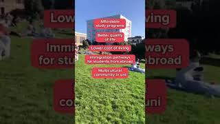 5 REASONS TO STUDY IN CANADA 