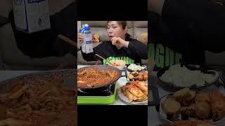 맨밑에 있던 뜨거운 불고기한조각 ~ 앗뜨거 ~우유로