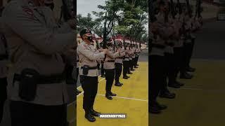 Latihan PBB Bersenjata Pasukan Brigade Mobile