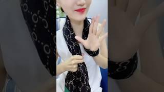 Tie tips Tie a Silk scarf 小窍门，丝巾系法