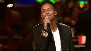 Jermaine Jackson, Jaafar Jackson and Jermajesty Jackson "The Christmas Song" at MAX Proms 2017