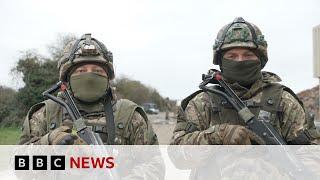 Inside Operation Interflex: The training of Ukrainian troops on British soil | BBC News