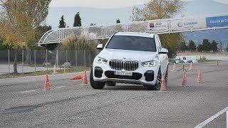 BMW X5 2019 - Maniobra de esquiva (moose test) y eslalon | km77.com