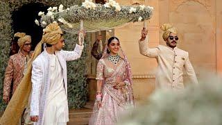 Kiara Advent and Sidharth MalhotraFIRST VIDEOAn Public after Marriage asHusband and Wife | Cutest
