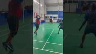 Badminton funny jump smash  #funnybadminton #shorts