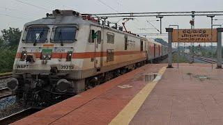 GHY-SMVT S.F. EXPRESS OVERTAKING HOWRAH CHENNAI S.F MAIL AT CHIPURUPALLI RAILWAY STATION