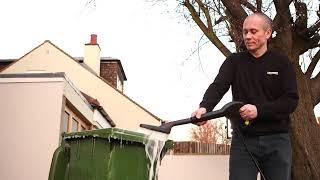 How to clean a wheelie bin with a pressure washer? | Kärcher UK