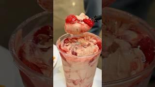 Trying Costco’s NEW Strawberry Sundae w/Chocolate Ice Cream  #costco #foodreview #tastetest