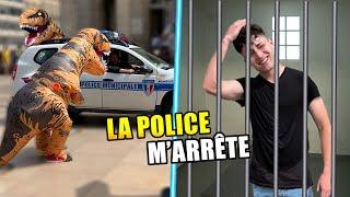 STAR FREESTYLE SE DÉGUISE EN T-REX ET LA POLICE M’ARRÊTE ! (Dinosaure)