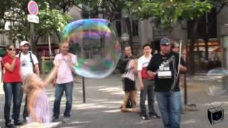 Dancing with bubbles in Paris