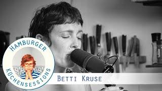 Betti Kruse "Wie der Wind" live @ Hamburger Küchensessions