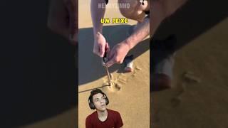 PEGANDO A MINHOCA DE PRAIA - ISCA #shorts
