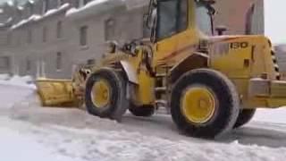 Mighty Machines   s 02 e 01   In the Snow Storm