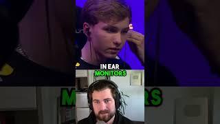 WHY PROS USE 2 HEADPHONES #cs2 #counterstrike #csgo #cs2funny