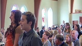 Flash Mob - Sing "Chapel of Love" at a Wedding Ceremony (HD) 