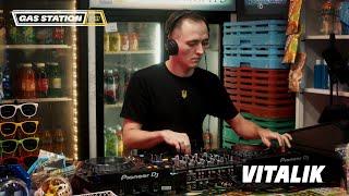 Hypnotic Acid House & Trance Mix in a Gas Station | Vitalik | Gas Station FM |